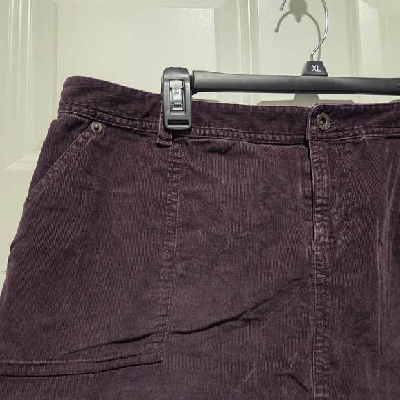 The North Face Purple Corduroy Skirt - Excellent Condition - Size XL - Picture 3 of 7